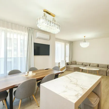 Apartment Crystal Luxe 2-bedroom Plovdiv